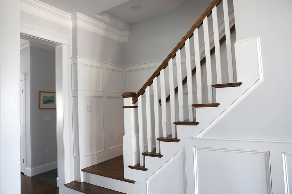 Interior finish stairs